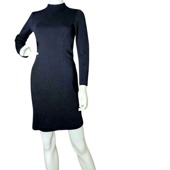 Anne Klein - Picture 1 of 11